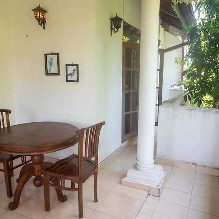 Appartement The Tourist Balcony à Negombo Extérieur photo